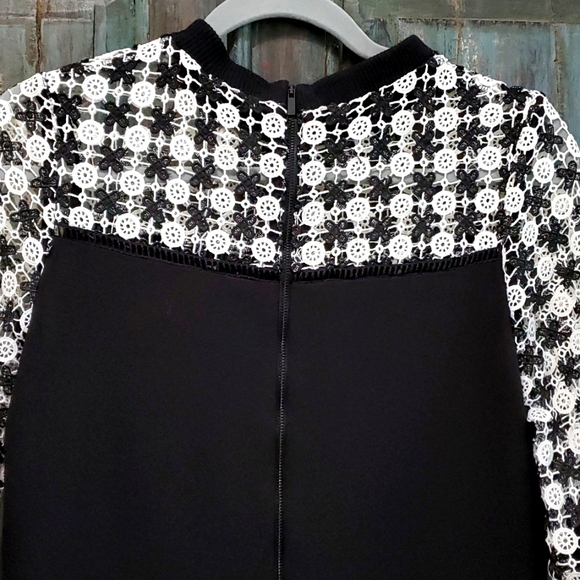 Julia Jordan Crochet Retro Vib Dress, Size 2 - Picture 3 of 8